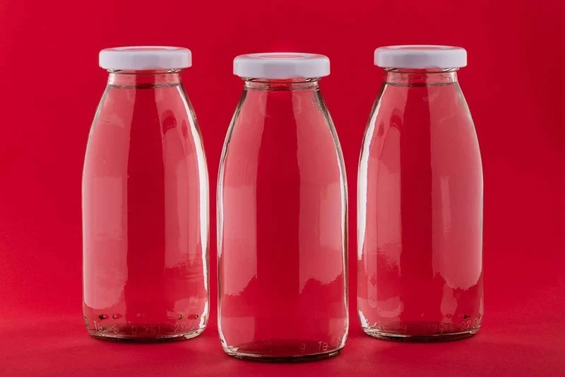24 x 250 ml Leere Glasflaschen MIL Milchflaschen kleine Saftflasche mit Schraubverschluss 0,25 Liter l von slkfactory (24 Stück)