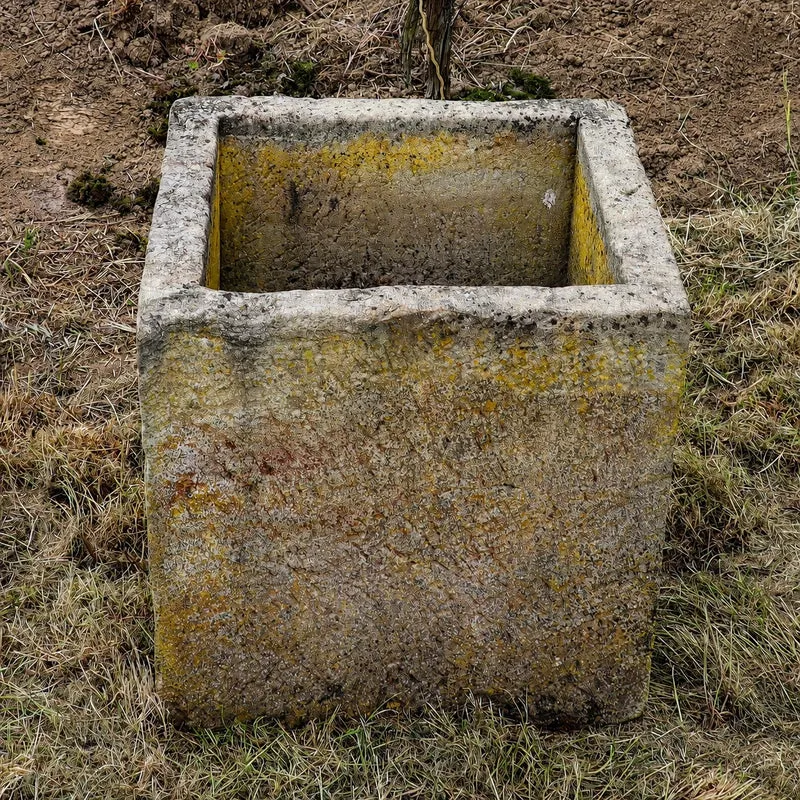 historischer Sandsteinkübel 62 x 59 x 60
