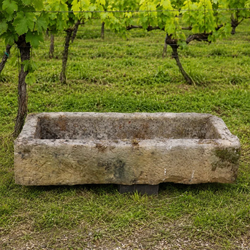 Viehtränke aus Sandstein 112 x 39 x 25