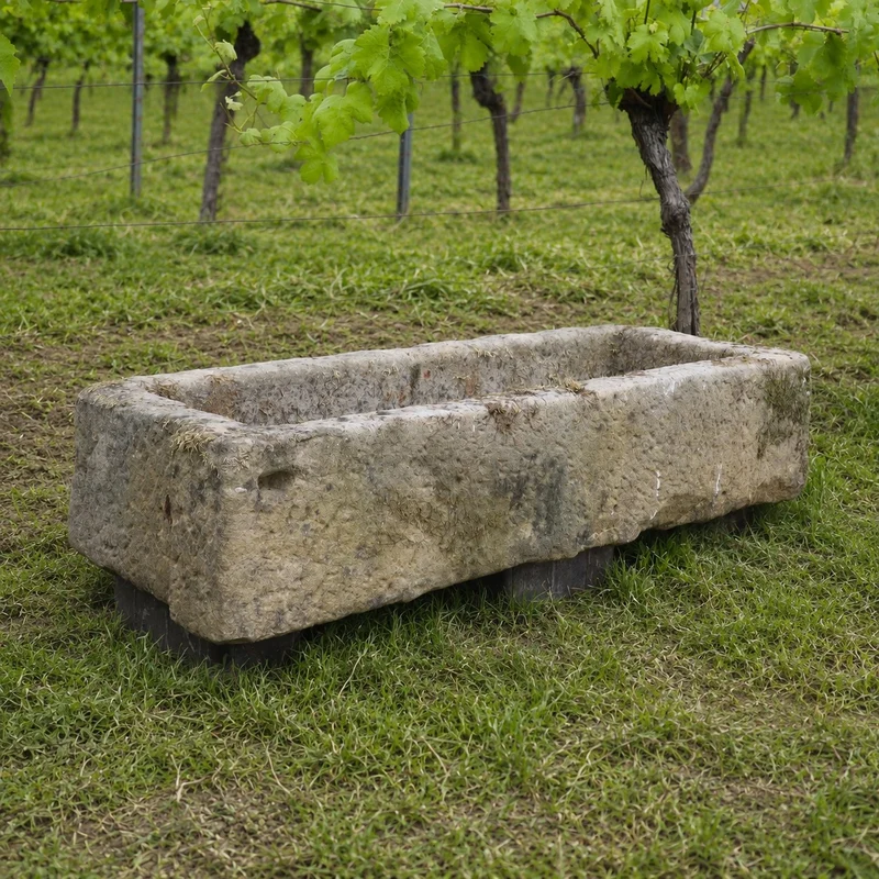 Viehtränke aus Sandstein 112 x 39 x 25