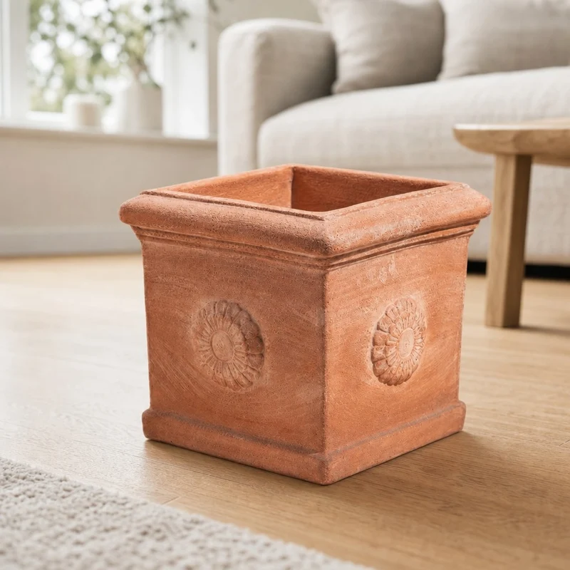 Quadratischer Terracotta-Kübel „Rosone“