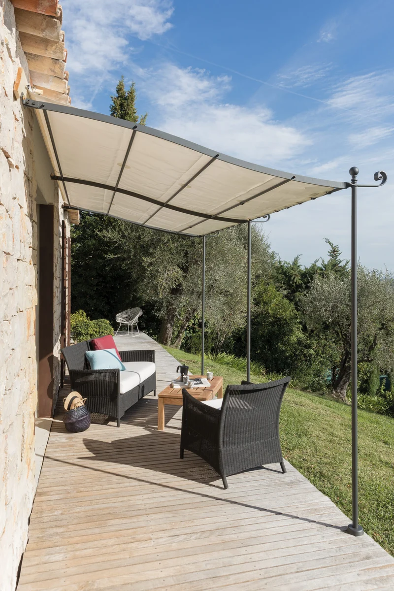 Gebogene Anbaupergola Solaire