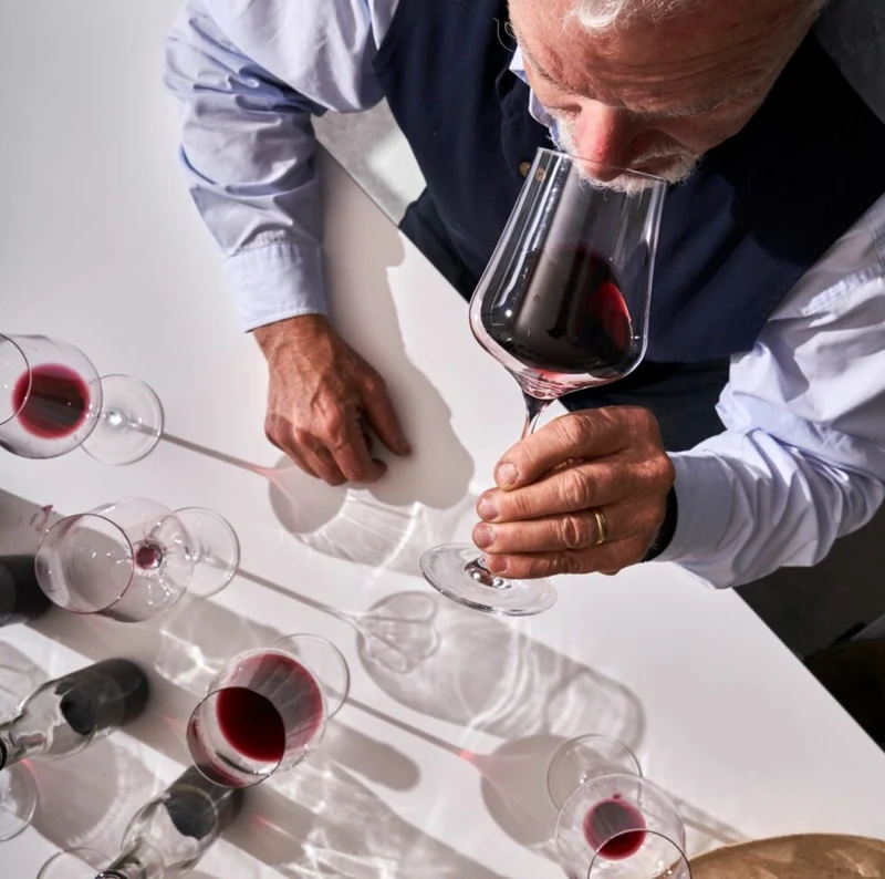 Gabriel Glas Gold Set: Edle Gläser im Set für Weingenuss auf höchstem Niveau – perfekt für Kenner und Genießer+ spezielles Pflegetuch