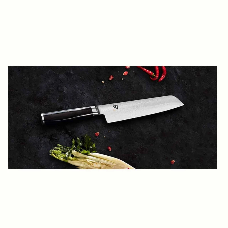 Kai Shun Premier Minamo TMM-0700 | Officemesser 9 cm Damaststahl + Küchenbrett Eiche 30x22 cm