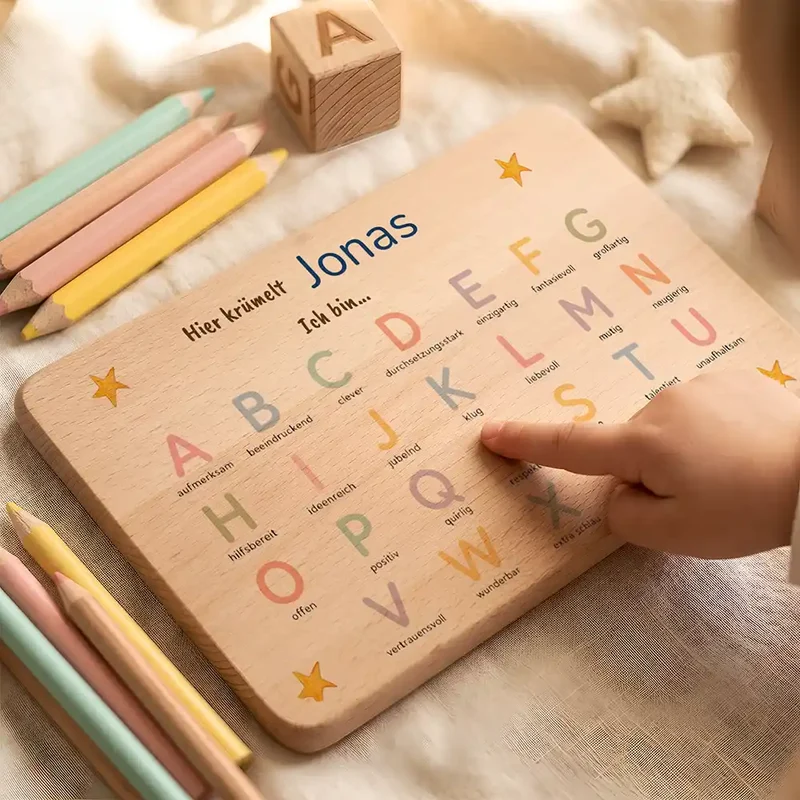ABC Brettchen Kinder personalisiert – Sterne pastell