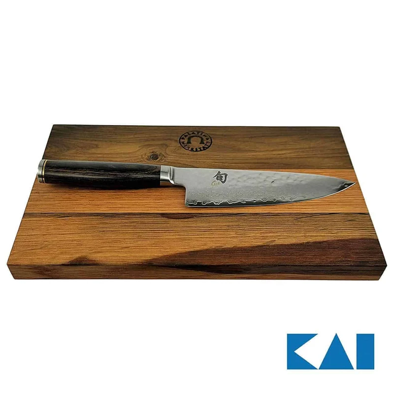 Kai Shun Premier Tim Mälzer TDM-1723 | 15 cm Kochmesser, 32-Lagen Damaststahl + Küchenbrett Fassholz 30x18 cm