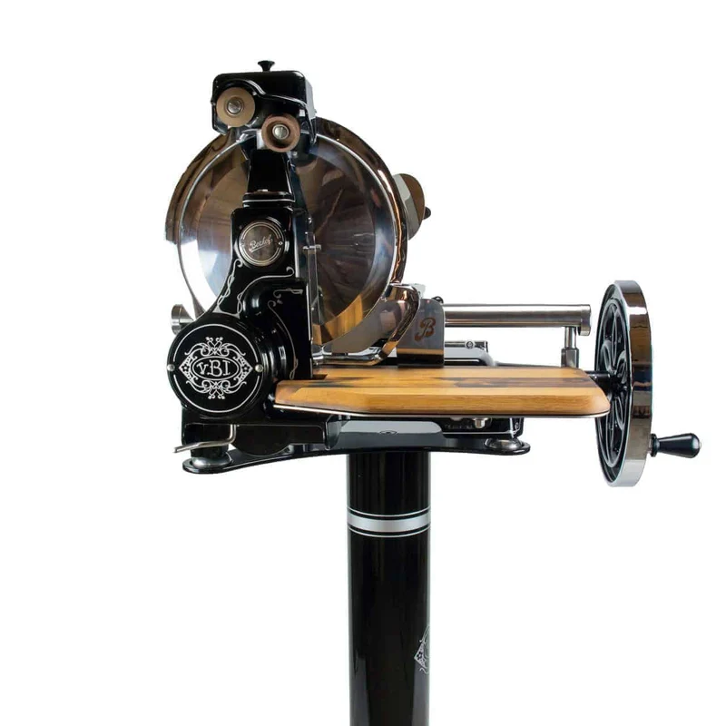 Berkel Volano B114 | schwarz | manuelle Aufschnittmaschine mit Standfuß + Fassholzbrett