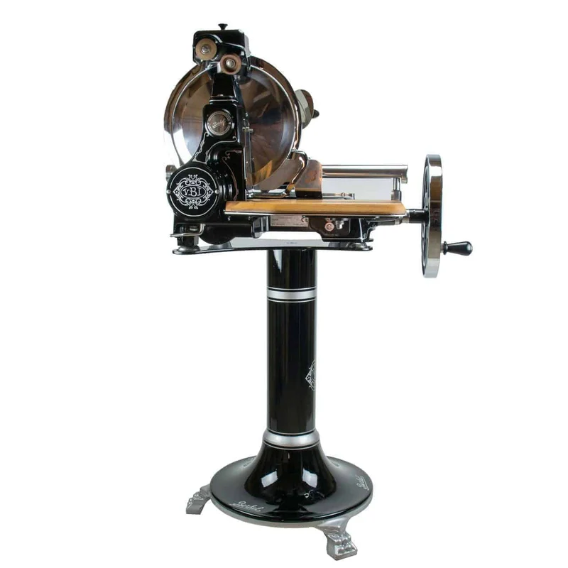 Berkel Volano B114 | schwarz | manuelle Aufschnittmaschine mit Standfuß + Fassholzbrett