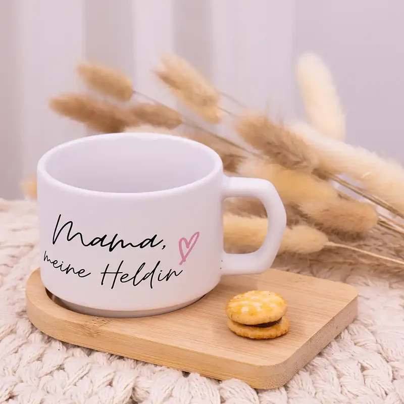 Muttertagsgeschenk Keramikbecher mit Untersetzer – Mama meine Heldin