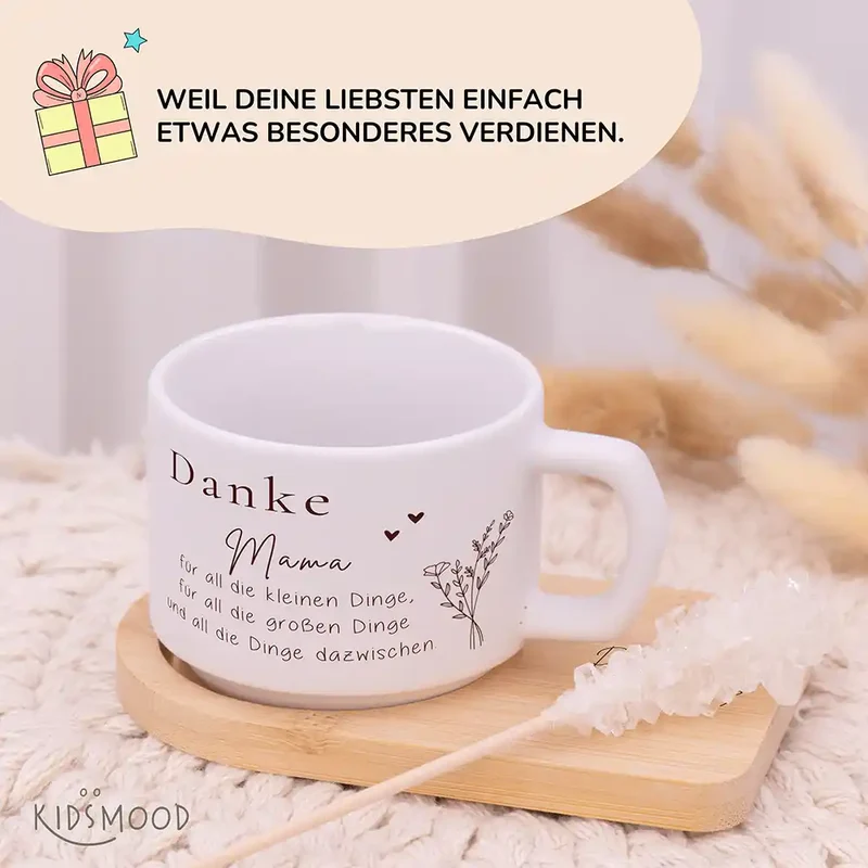 Muttertagsgeschenk Keramikbecher mit Untersetzer – Danke Mama mit Wildblumenstrauß