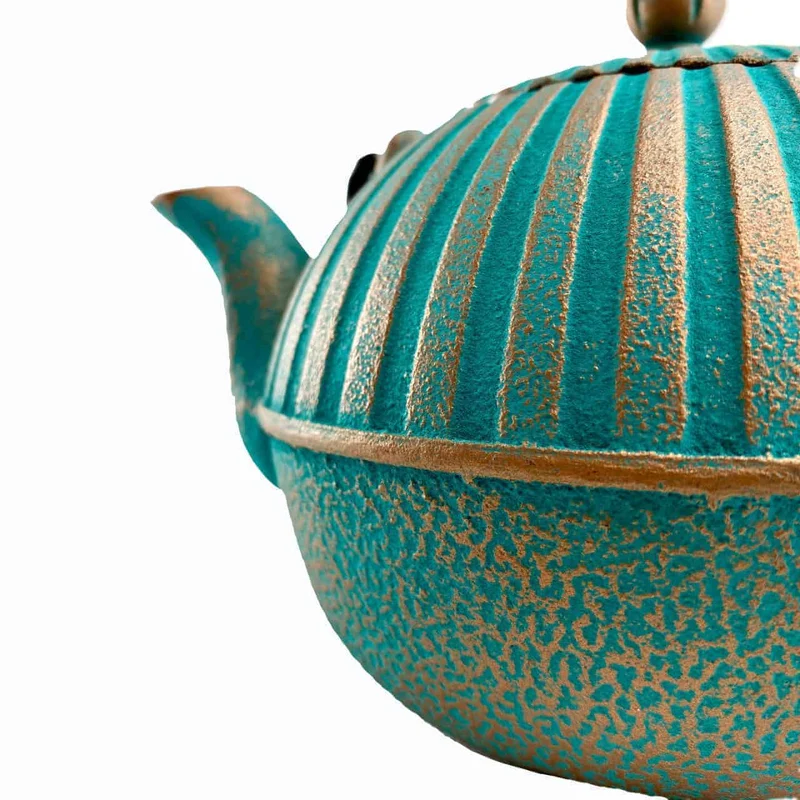 chinesische Teekanne, Gusskanne, Modell: Yini , türkis-gold 0,9 Liter