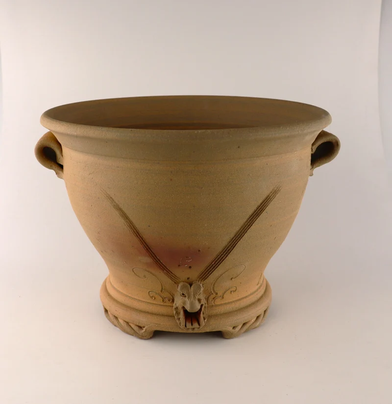handgefertigte Pflanzschale aus Terracotta