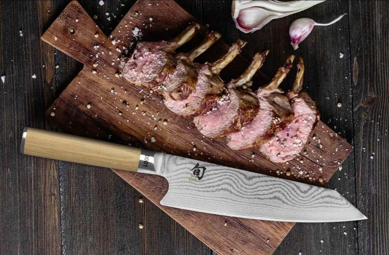 Kai Shun Kiritsuke White – Limitierte 5.555 Stk. | Set mit Eichenbrett 30×20 cm