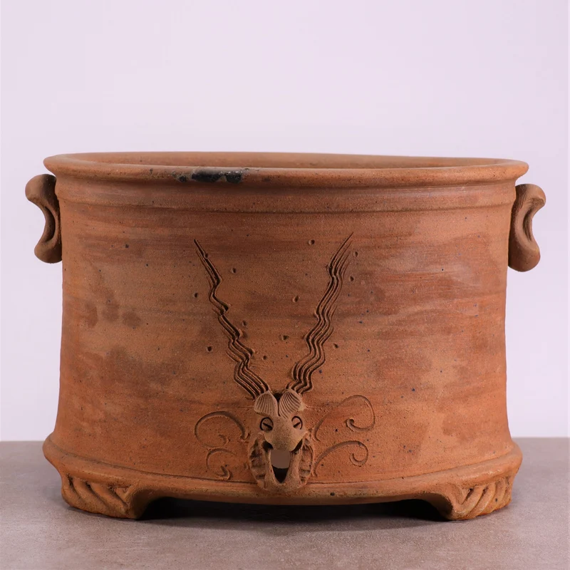 frostfester ovaler terracotta Pflanztopf