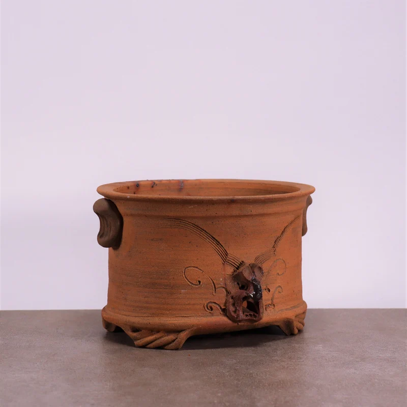frostfester ovaler terracotta Pflanztopf