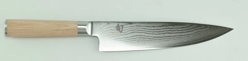 Kai Shun Classic White Kochmesser, DM-0706W, 20 cm Klinge + Fassholbrett 30x18 cm
