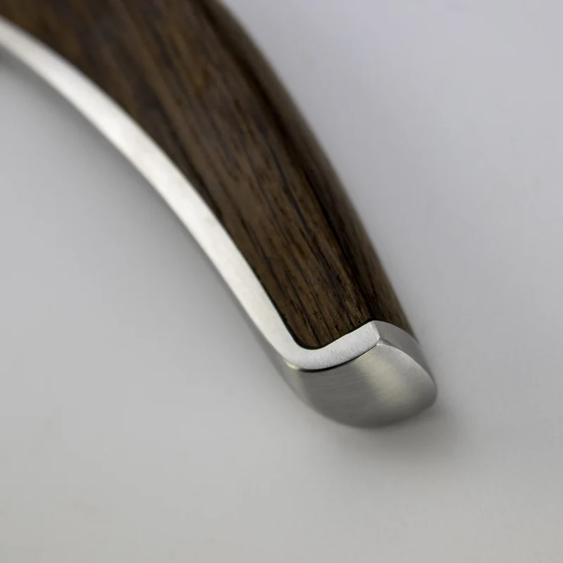 Güde Synchros Kochmesser, 23 cm Klinge + Fassholzbrett, 34x21 cm