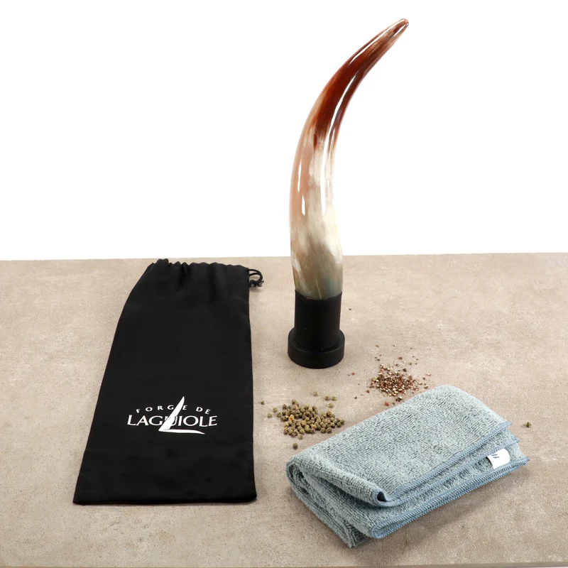 Forge de Laguiole | exklusive Pfeffermühle aus echtem Horn | handgefertigt +Tuch