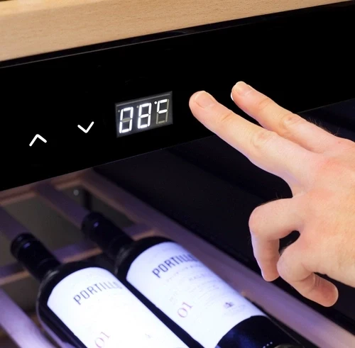 Weinkühlschrank 2 Zonen CASO WineComfort 38 Schwarz