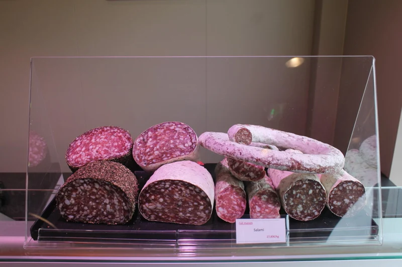Theken-Food-Display Acryl – Hygienische Präsentationsvitrine für Brötchen, Snacks & Gebäck