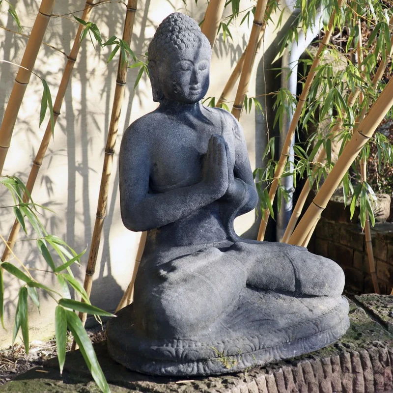 Sitzende Buddha Figur aus Lavastein 80cm- Eine Quelle der Inneren Ruhe- mit Patina