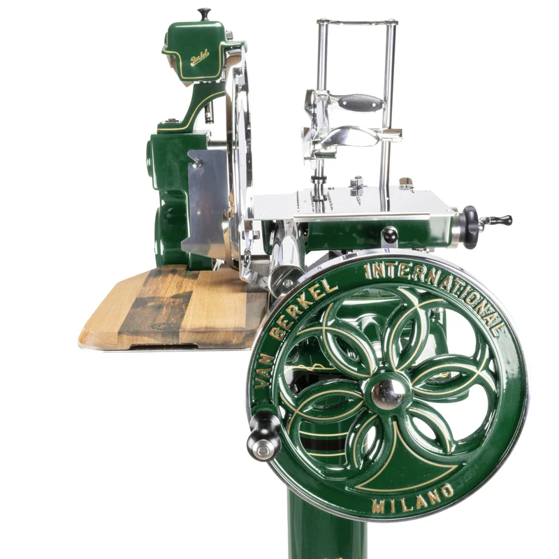 Berkel Volano B114 in Sonderlackierung British Racing Green + Fassholz Einlagebrett
