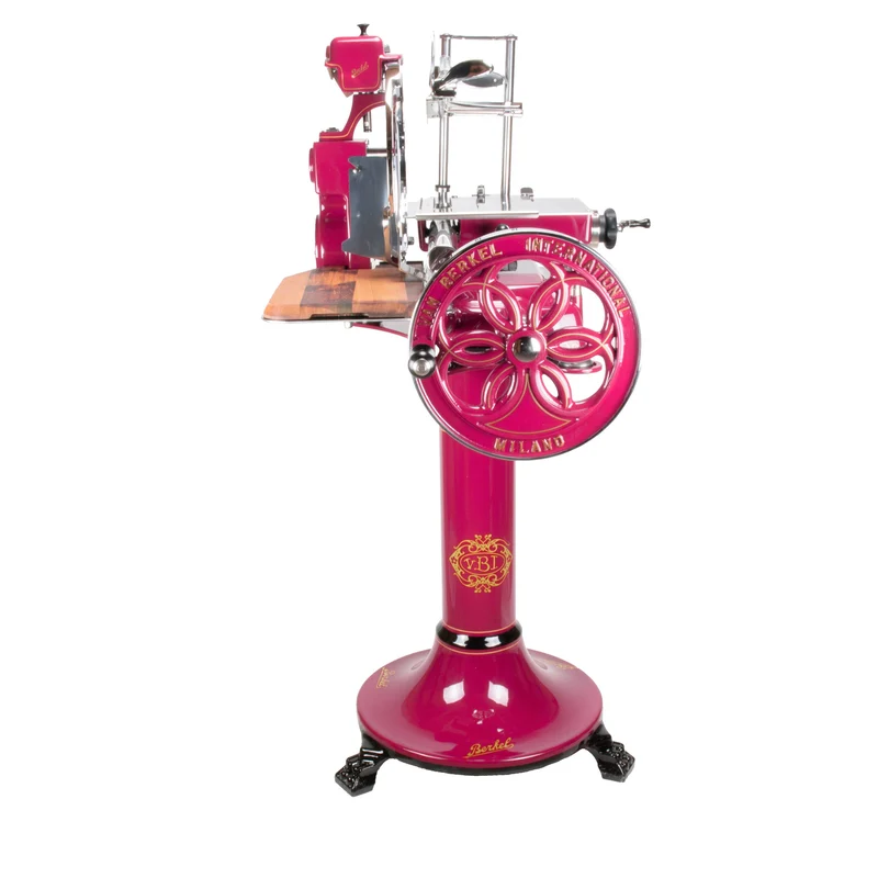 Berkel Volano B114 in Sonderlackierung Pantone Viva Magenta