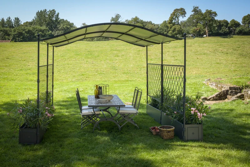 Freistehende gebogene Pergola Solaire