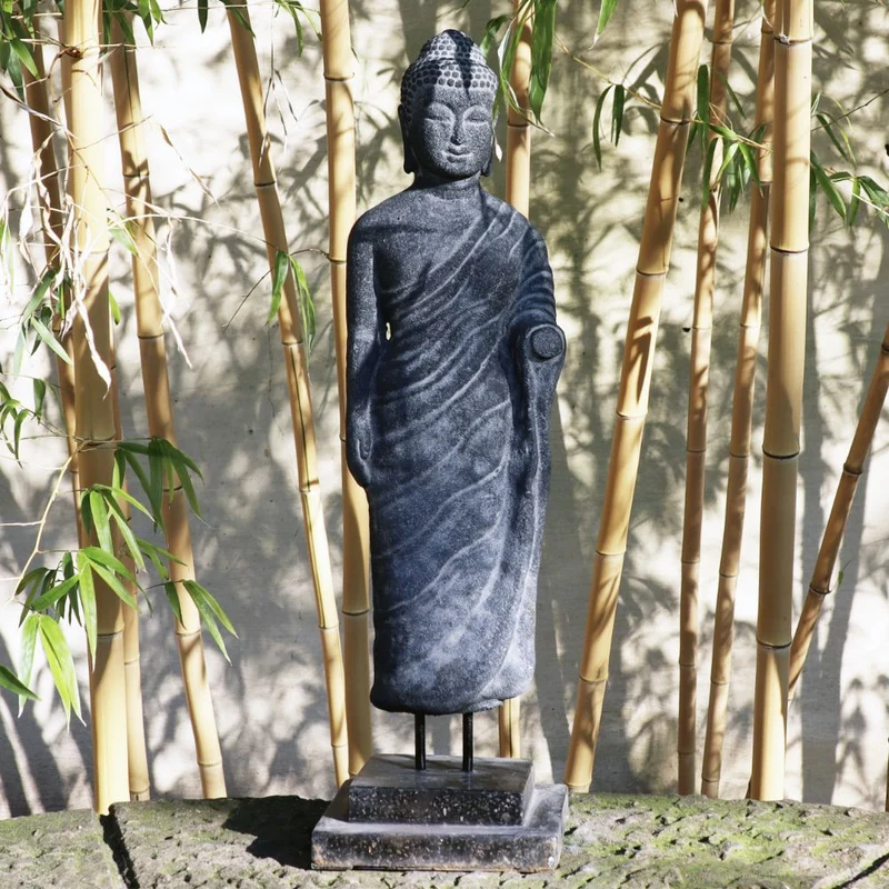 Stehende Buddha Figur aus Lavastein 65cm - Ein Kunstwerk voller Weisheit - Harmonie für Körper Seele Haus & Garten