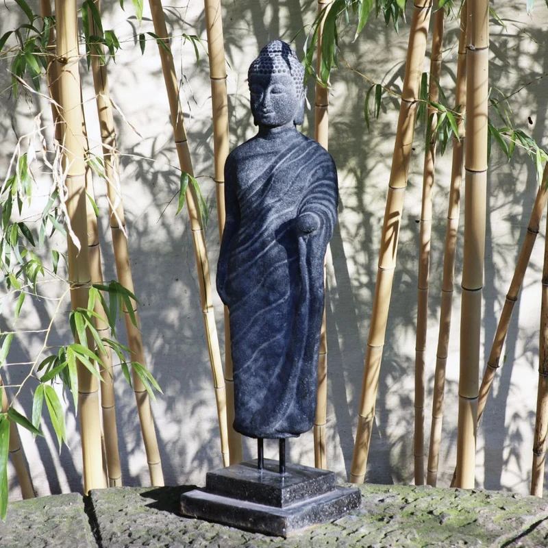 Stehende Buddha Figur aus Lavastein 65cm - Ein Kunstwerk voller Weisheit - Harmonie für Körper Seele Haus & Garten