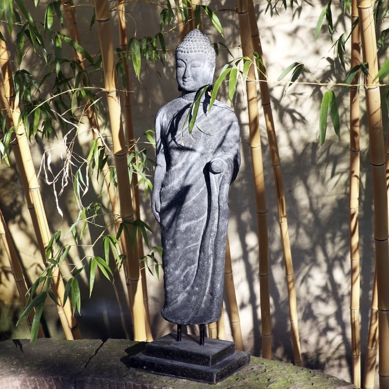 Stehende Buddha Figur aus Lavastein 75cm - Ein Kunstwerk voller Weisheit - Harmonie für Körper Seele Haus & Garten