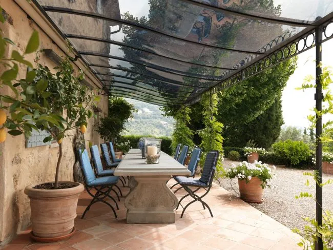 Anbaupergola Tibisco mit Überdachung aus Polykarbonat