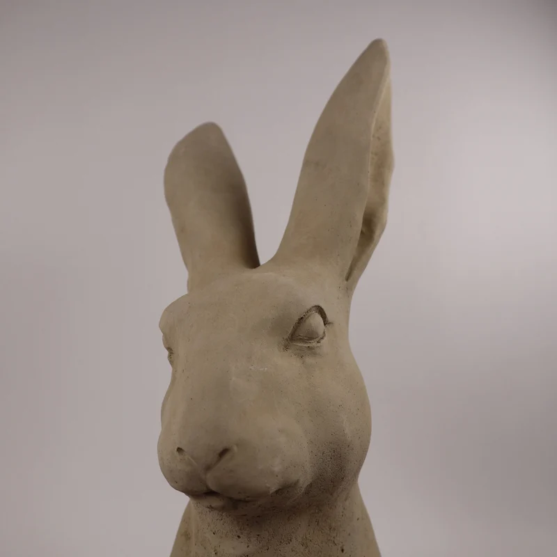 Handgefertigte Steinfigur "Hase" aus Deutschland