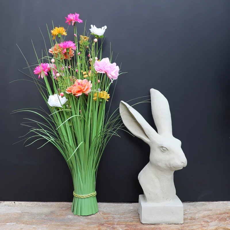 Handgefertigte Steinfigur "Hase" aus Deutschland