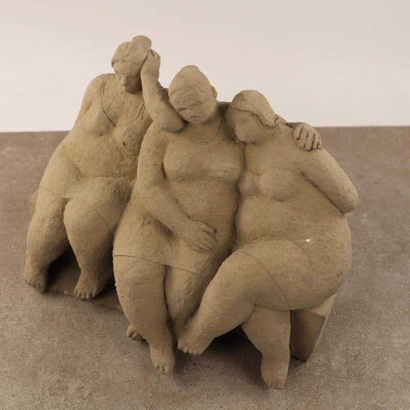 Charmante Steinfigur "Freundschaft" für Ihren Garten