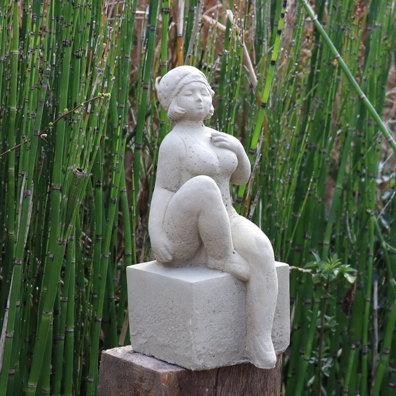 UV-beständige Gartenfigur „Badenixe“