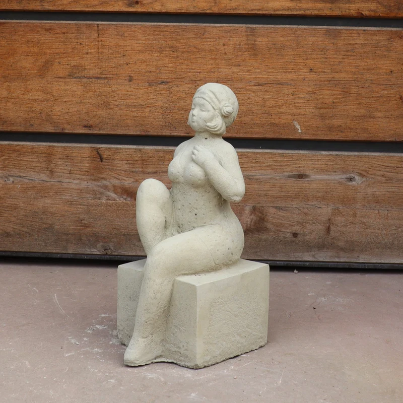 UV-beständige Gartenfigur „Badenixe“