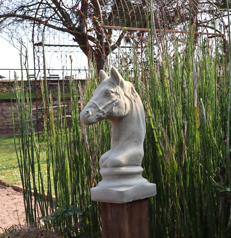 Winterfeste Figur für Outdoor "Pferd klein"