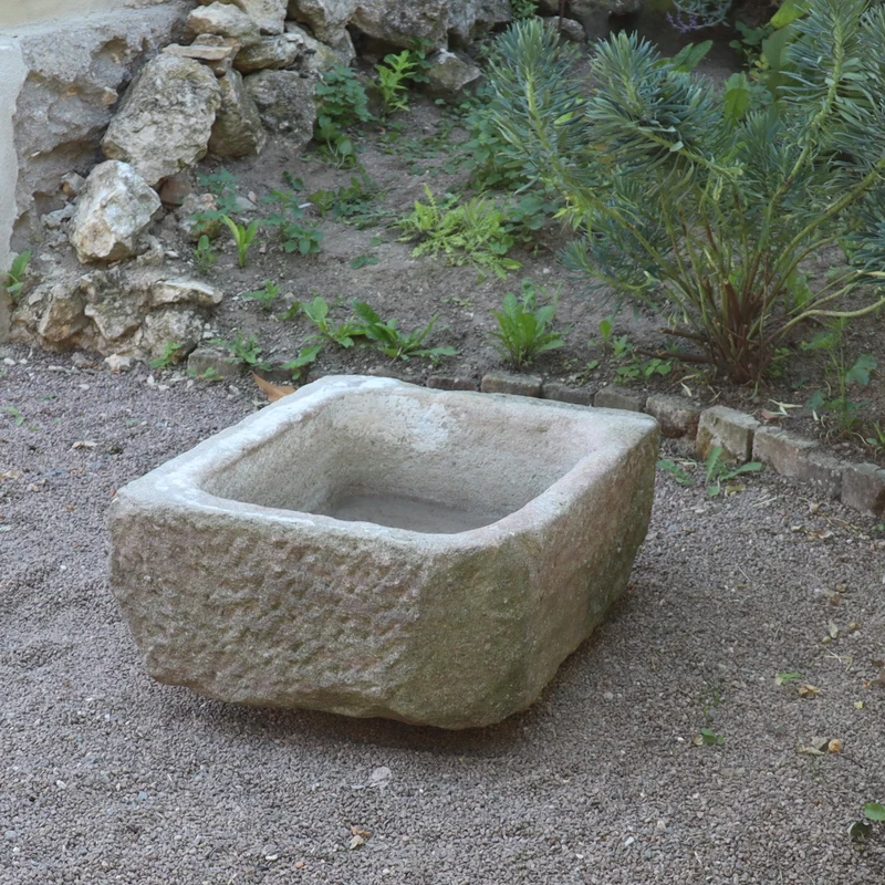 nostalgischer Pflanzkübel aus Sandstein 80 x 59 x 29 cm