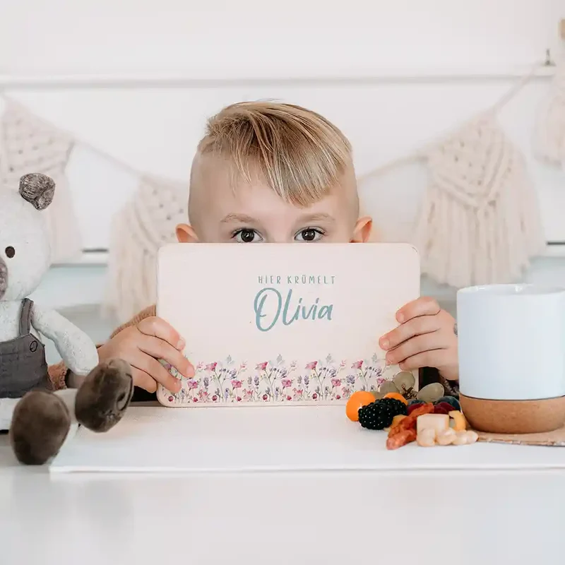 Frühstücksbrettchen Holz personalisiert - Blumenpark