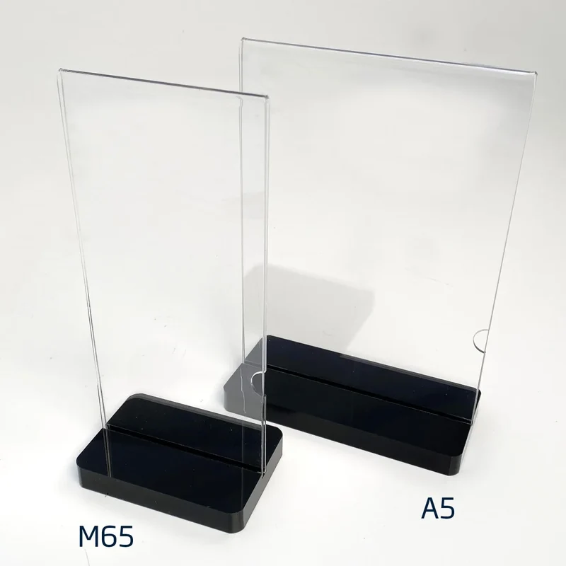 Acryl Tischaufsteller A5/M65 mit schwarzem Fuß – transparenter Menühalter