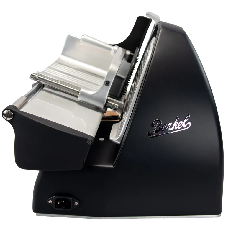 Berkel Home Line 200 Plus Schwarz Matt – Aufschnittmaschine mit handgefertigtem Unikat-Schneidebrett & Wellenschliff-Bausatz für Brot