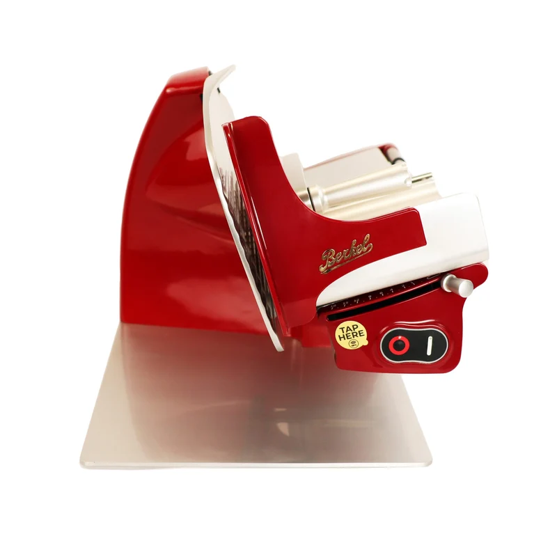 Berkel Home Line 200 Plus Rot – Aufschnittmaschine mit handgefertigtem Schneidebrett & Wellenschliff-Bausatz für Brot