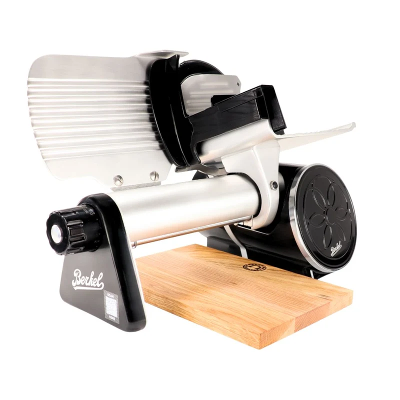 Berkel Icon Line 170 in schwarz mit handgefertigtem Einlegebrett aus Eiche 30x20 cm