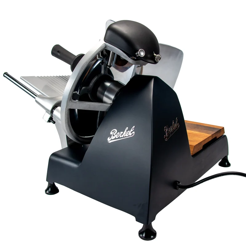 Berkel RedLine 250 MATT schwarz mit Eichenholzbrett