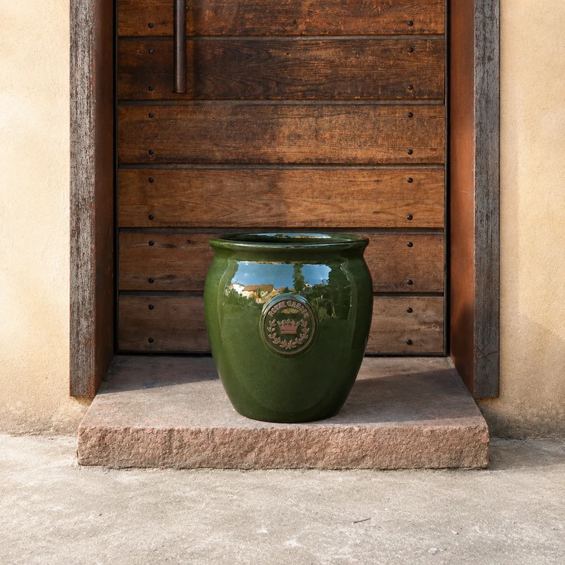 grün glasierter Pflanztopf "eggpot" in den Höhen von 29 bis 46 cm