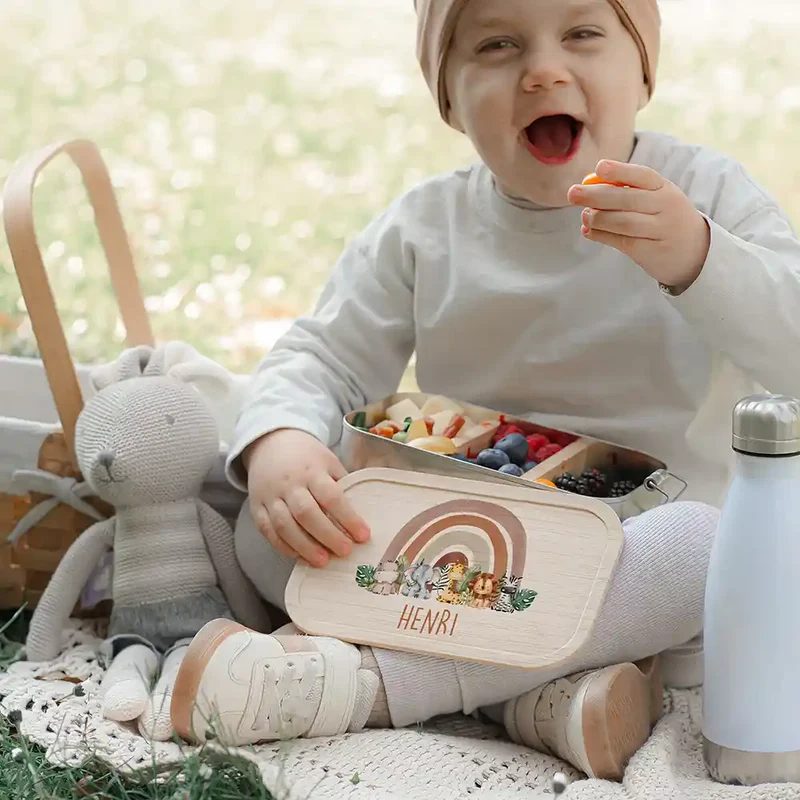 Brotdose Kinder personalisiert - Tierfamilie unter Regenbogen