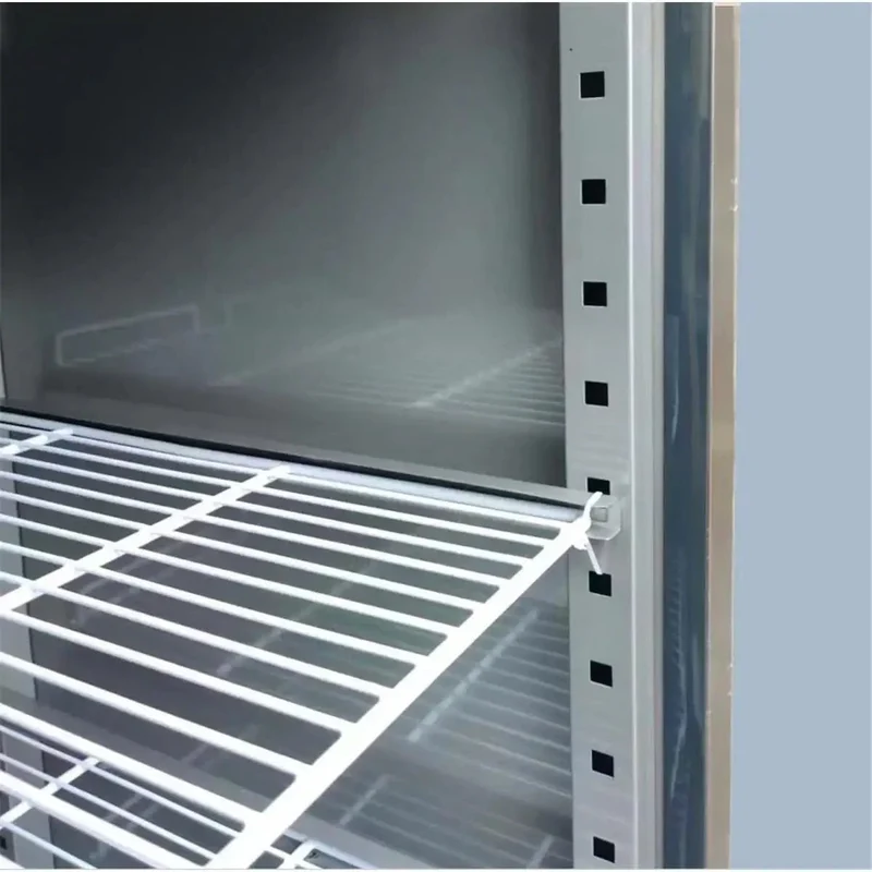 Edelstahlkühlschrank, Inhalt 1333 Liter, GN2/1 mit Räder