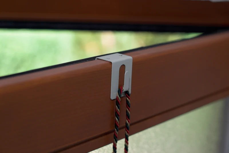 Fenster Klipp Metall weiß - 2 Stück