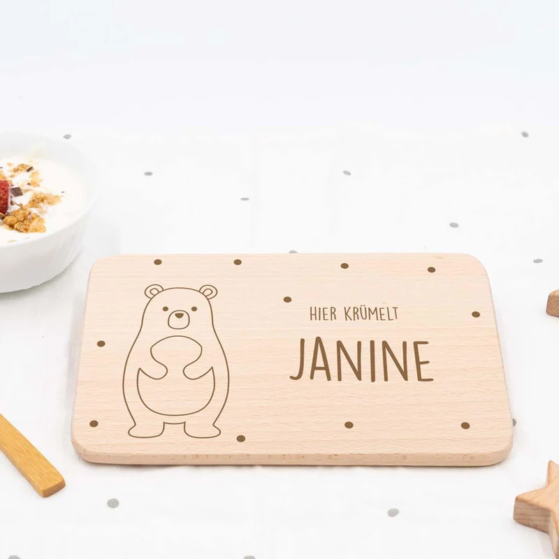 Frühstücksbrettchen Holz personalisiert Bär Happy Belly
